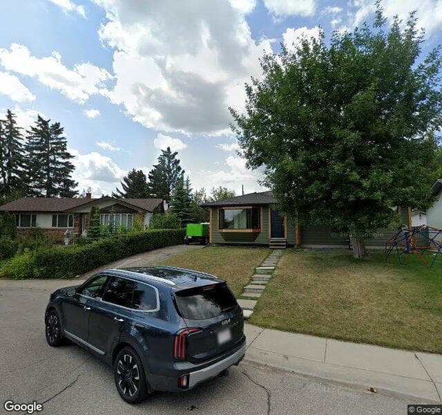 Street view of 9543 Assiniboine Road SE, Calgary
