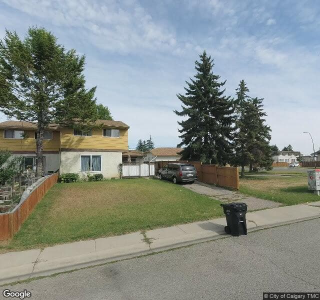 Street view of 4322 7 Avenue SE, Calgary