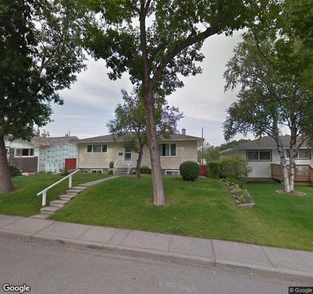 Street view of 3815 Brooklyn Crescent NW, Calgary