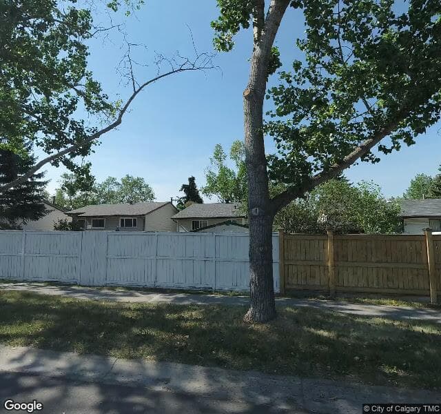 Street view of 827 Ranchview Circle NW, Calgary