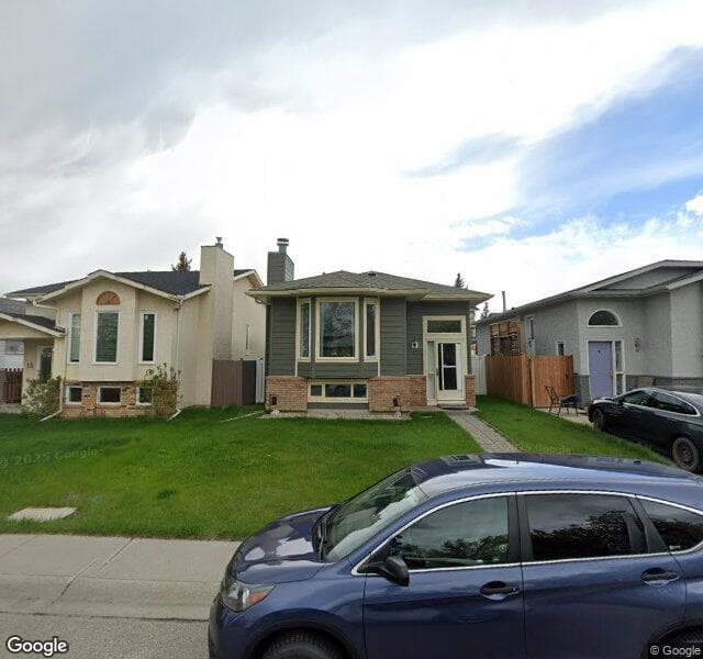 Street view of 17 Shawinigan Rise SW, Calgary