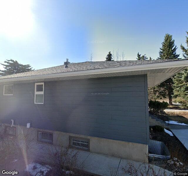 Street view of 570 Lansdowne Avenue SW, Calgary
