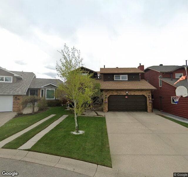 Street view of 71 Edforth Crescent NW, Calgary