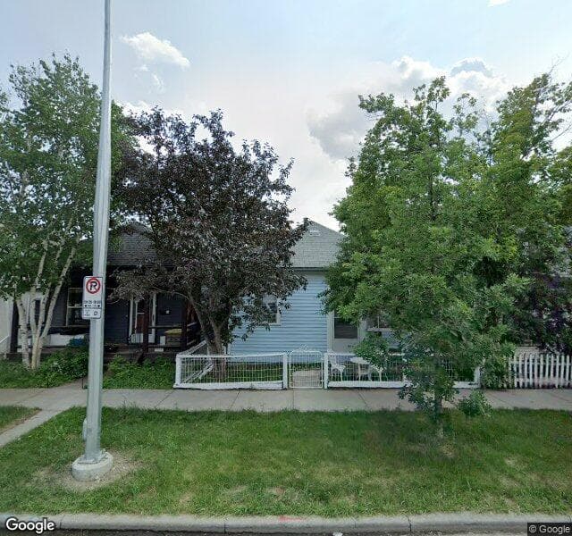 Street view of 1011 18 Avenue SE, Calgary
