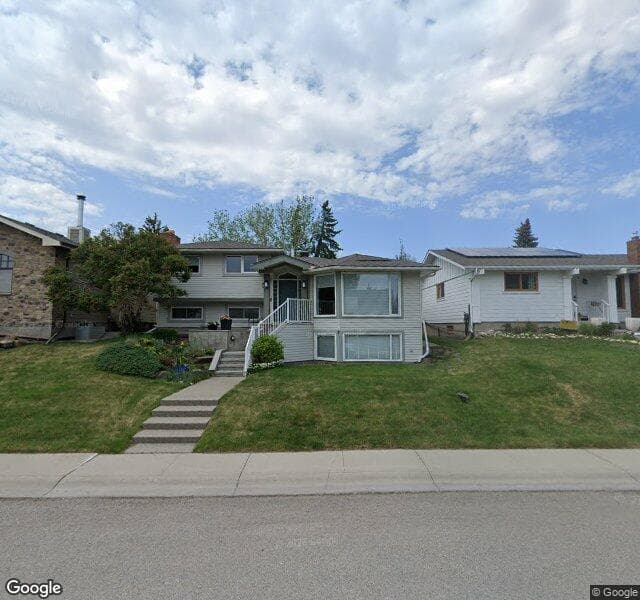 Street view of 119 Thames Close NW, Calgary
