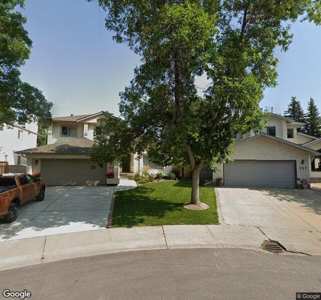 Street view of 729 Hendra Crescent NW, Edmonton