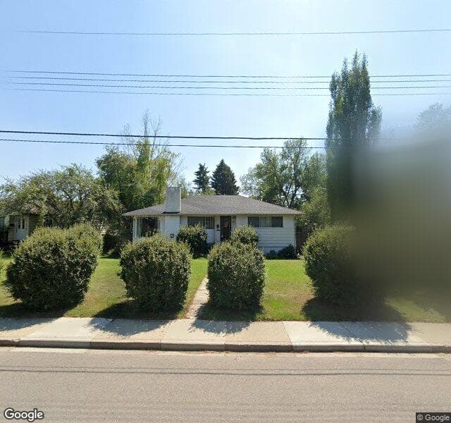 Street view of 521 38 Avenue SW, Calgary
