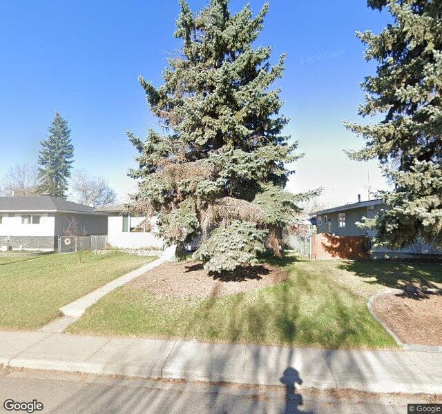 Street view of 7011 20 Street SE, Calgary