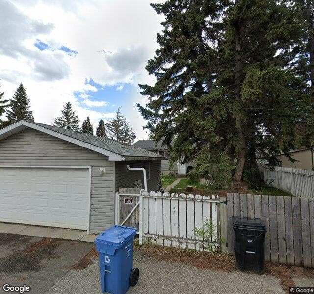 Street view of 40 Brampton Crescent SW, Calgary