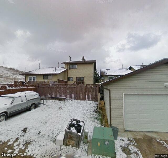 Street view of 84 Beaconsfield Crescent NW, Calgary