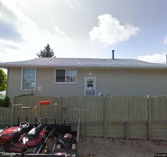 Street view of 527 Murray Place NE, Calgary
