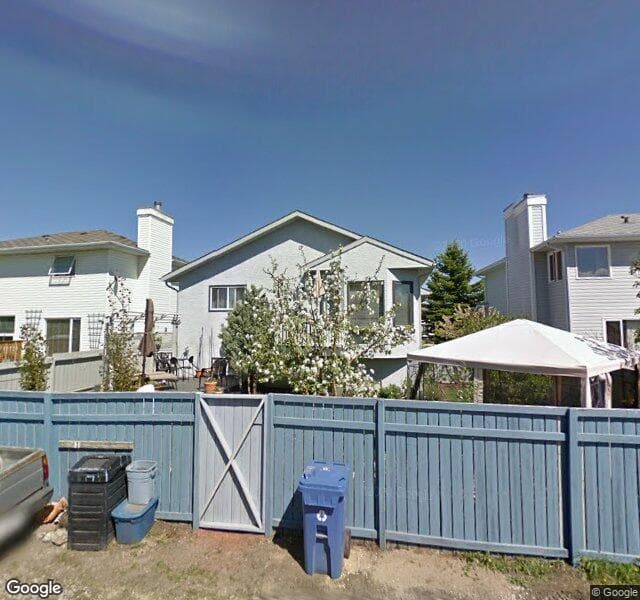 Street view of 553 Shawinigan Drive SW, Calgary
