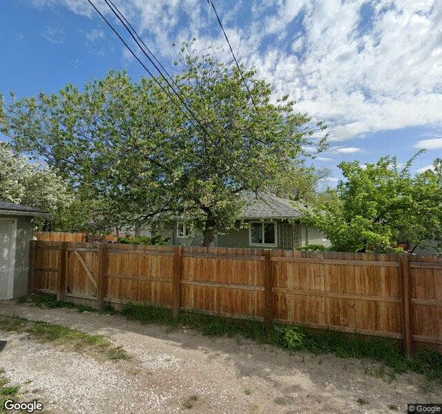 Street view of 620 Thorndale Road NW, Calgary