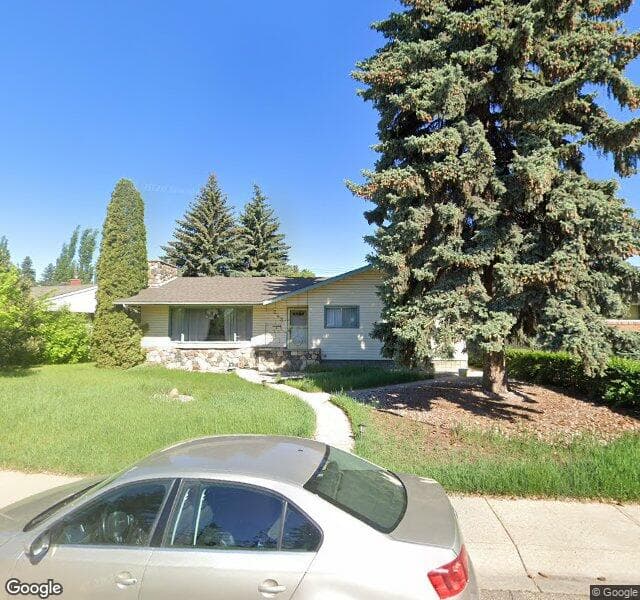 Street view of 243 Lynnwood Way NW, Edmonton