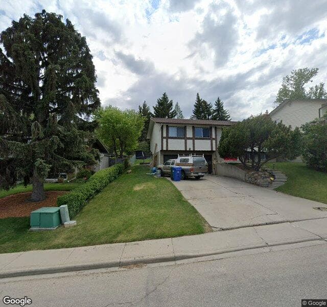 Street view of 607 63 Avenue NW, Calgary