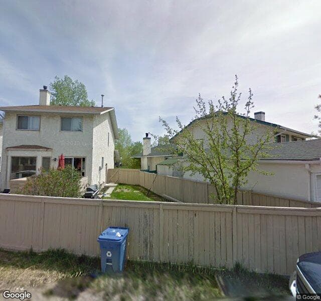 Street view of 112 Woodfield Green SW, Calgary