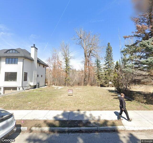 Street view of 716 Rideau Road SW, Calgary