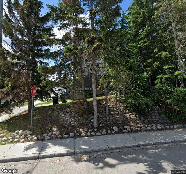 Street view of 2907 17 Street SW, Calgary