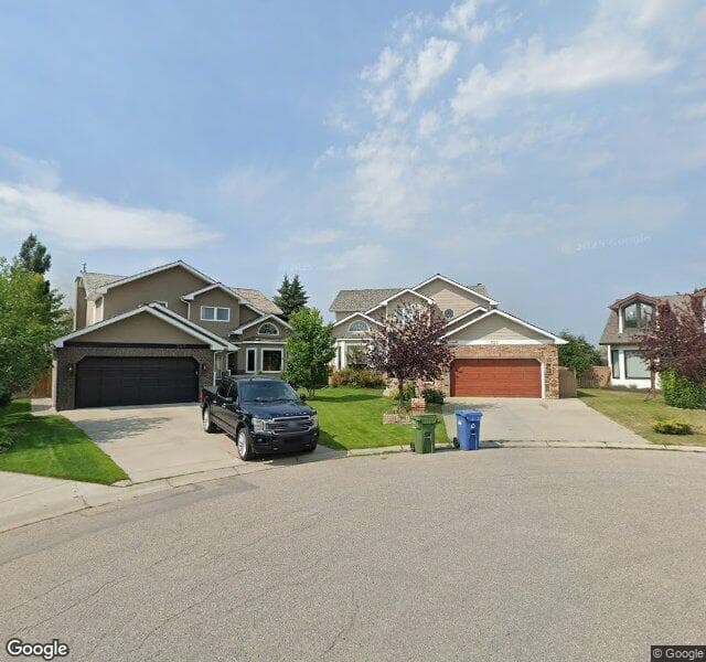 Street view of 523 Woodbriar Place SW, Calgary