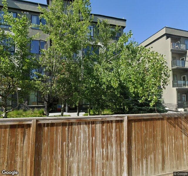 Street view of 403-607 17 Avenue NW, Calgary