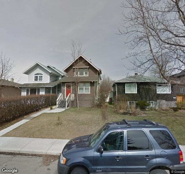 Street view of 522 21 Avenue NW, Calgary