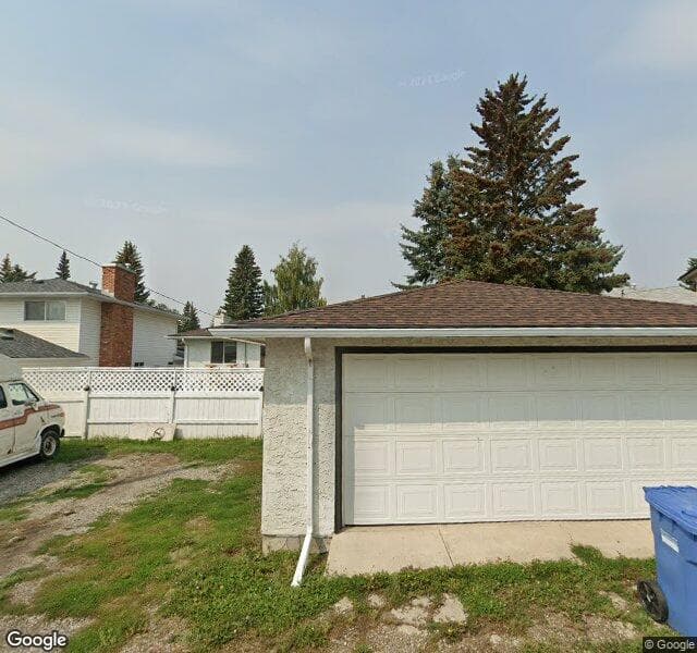 Street view of 172 Silver Brook Road NW, Calgary