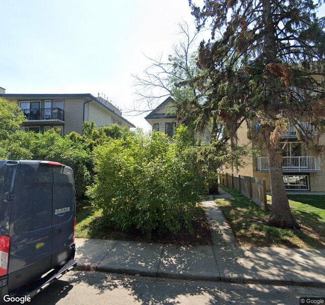 Street view of 521 22 Avenue SW, Calgary