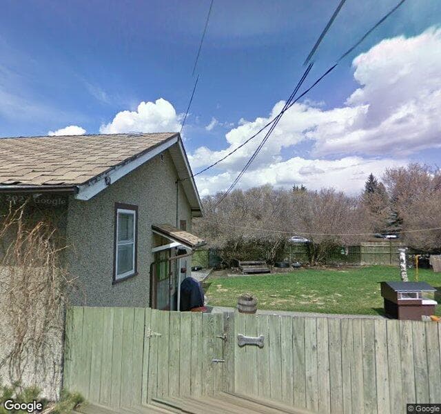 Street view of 1912 2 Street NW, Calgary
