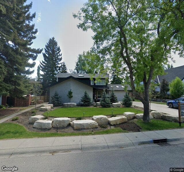 Street view of 1033 Bel-aire Drive SW, Calgary