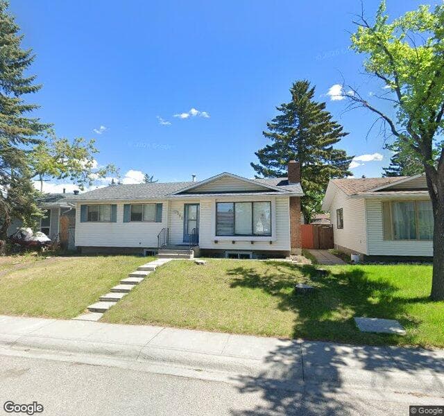 Street view of 368 Whiteview Road NE, Calgary