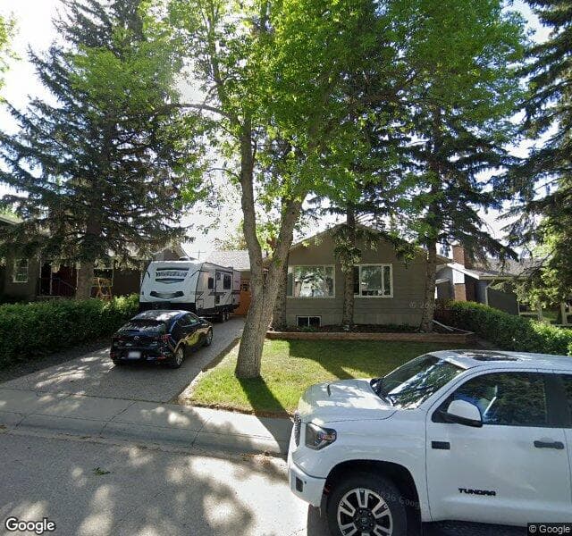 Street view of 4216 Chippewa Road NW, Calgary