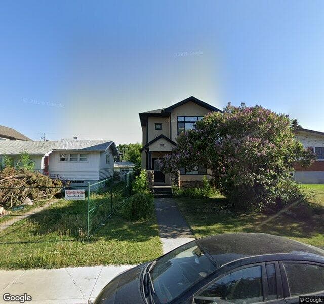 Street view of 517 23 Avenue NE, Calgary