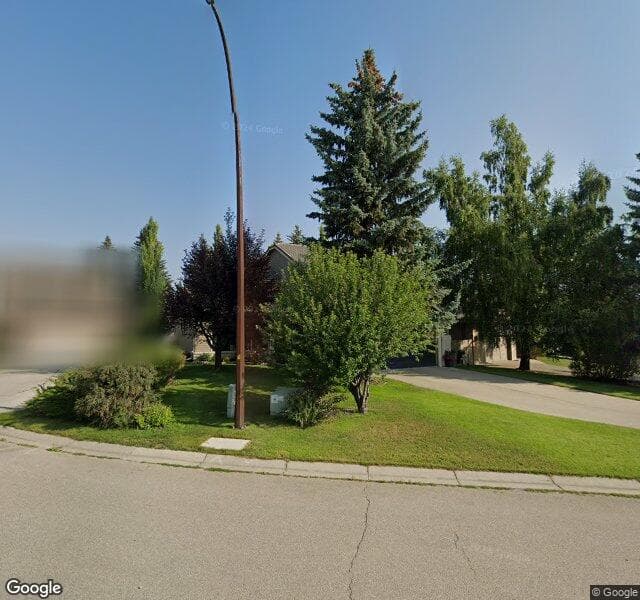 Street view of 28 Oakmount Court SW, Calgary