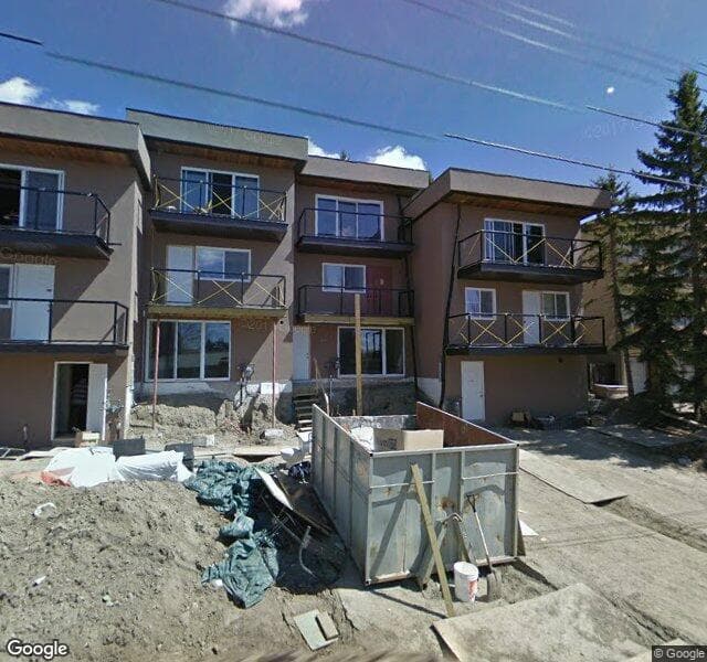 Street view of D-3207 14 Street NW, Calgary