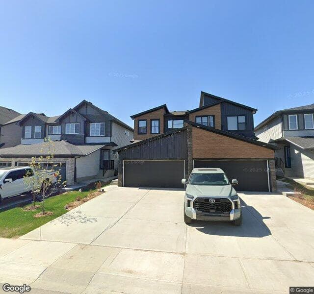 Street view of 3344 Erlanger Bend NW, Edmonton