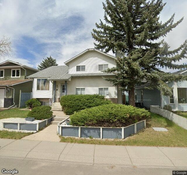 Street view of 31 Mckinley Road SE, Calgary