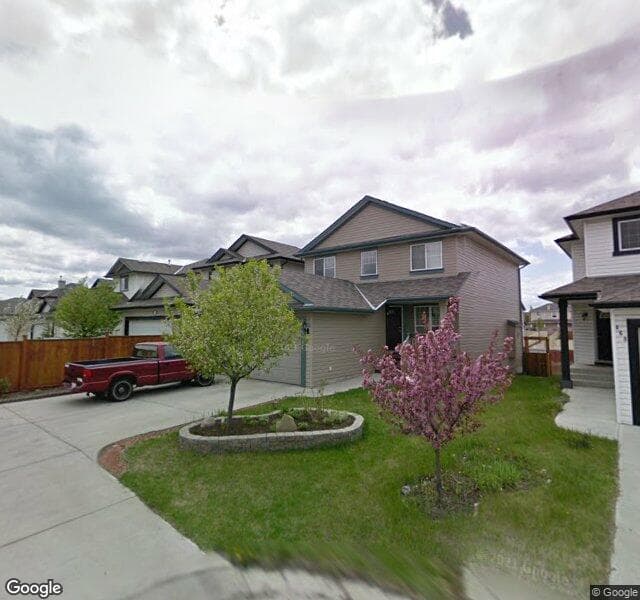 Street view of 472 Shannon Square SW, Calgary