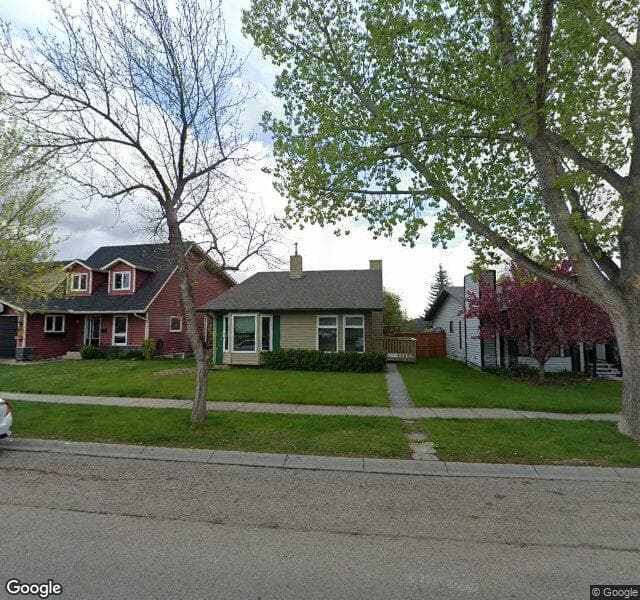 Street view of 211 Shawnessy Drive SW, Calgary