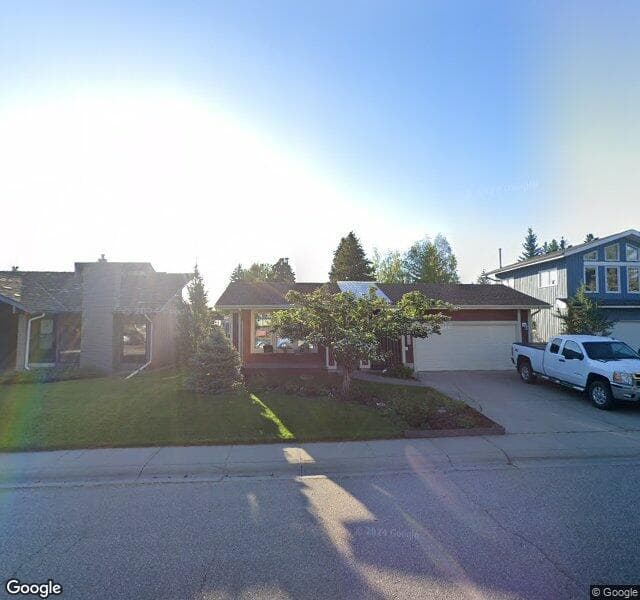 Street view of 3340 Oakwood Drive SW, Calgary