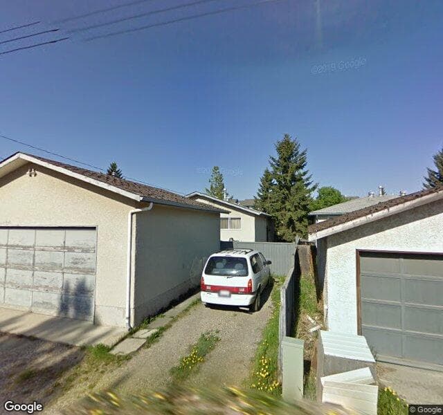 Street view of 916 38 Street NE, Calgary