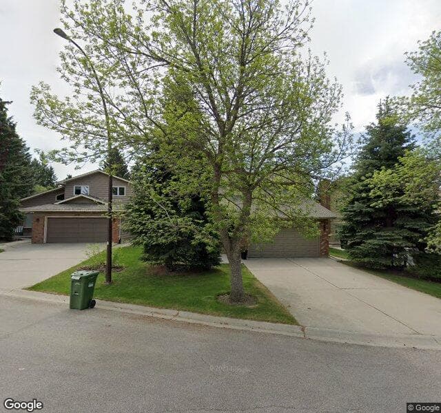 Street view of 324 Edgemont Place NW, Calgary