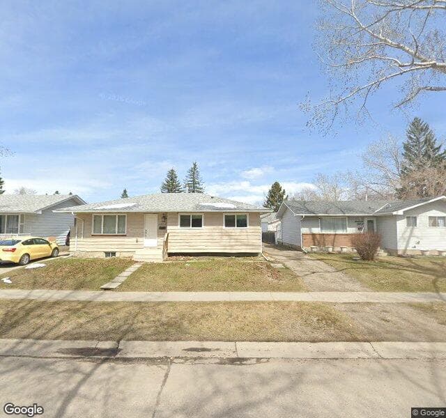 Street view of 1752 66 Avenue SE, Calgary