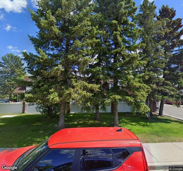 Street view of 9-304 Cedar Crescent SW, Calgary