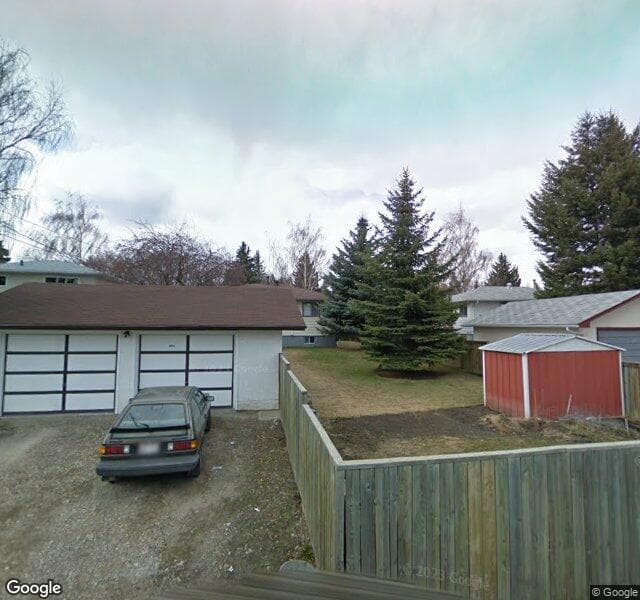 Street view of 5924 Thorncliffe Drive NW, Calgary