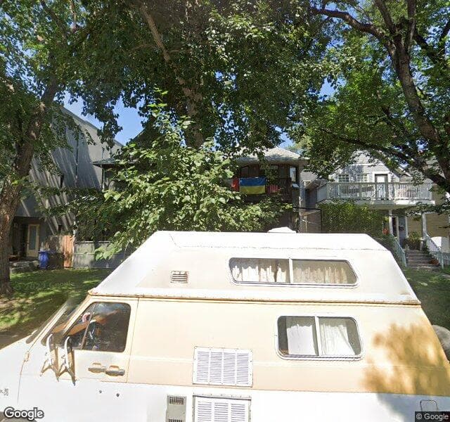 Street view of 536 19 Avenue SW, Calgary
