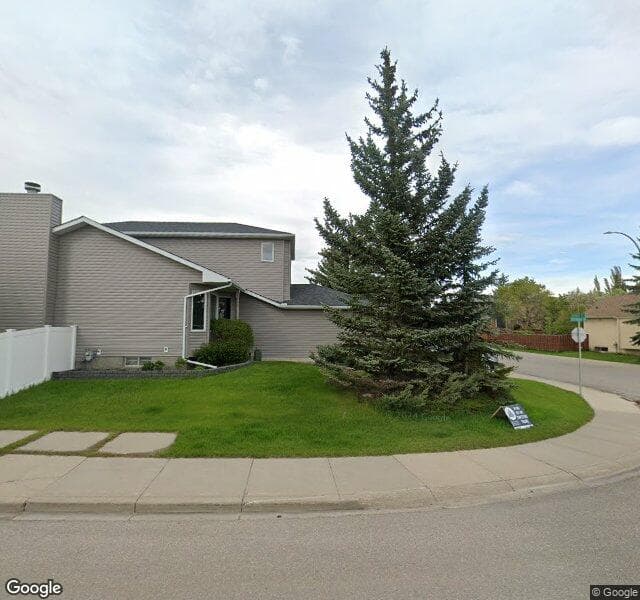 Street view of 152 Rivergreen Crescent SE, Calgary