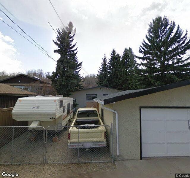 Street view of 8556 33 Avenue NW, Calgary