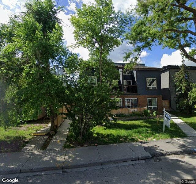 Street view of 4-2031 34 Avenue SW, Calgary