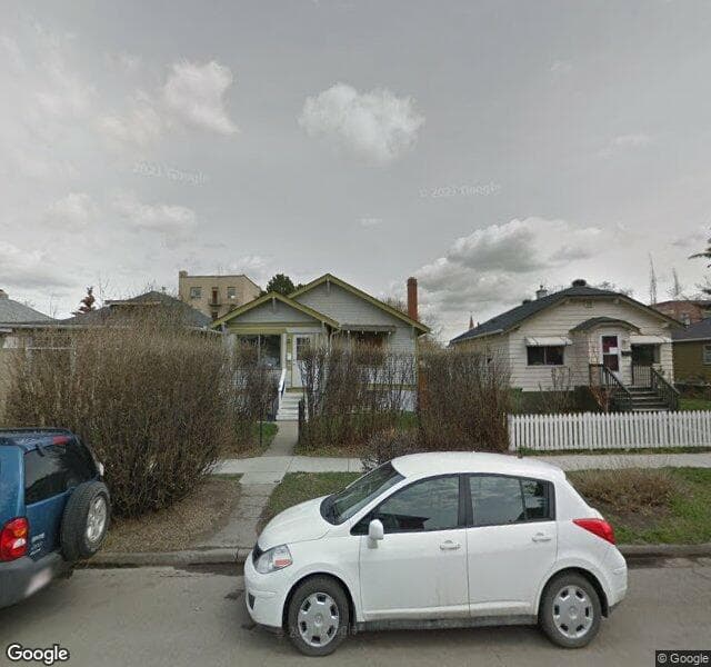 Street view of 1334 10 Avenue SE, Calgary