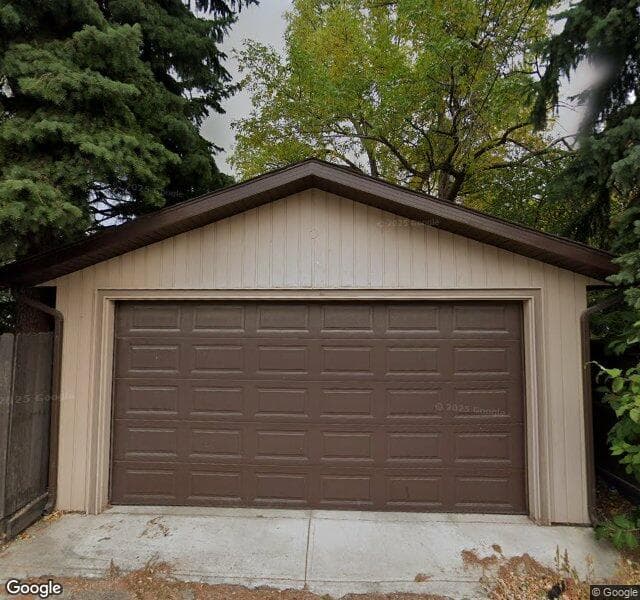 Street view of 2411 25 Avenue NW, Calgary